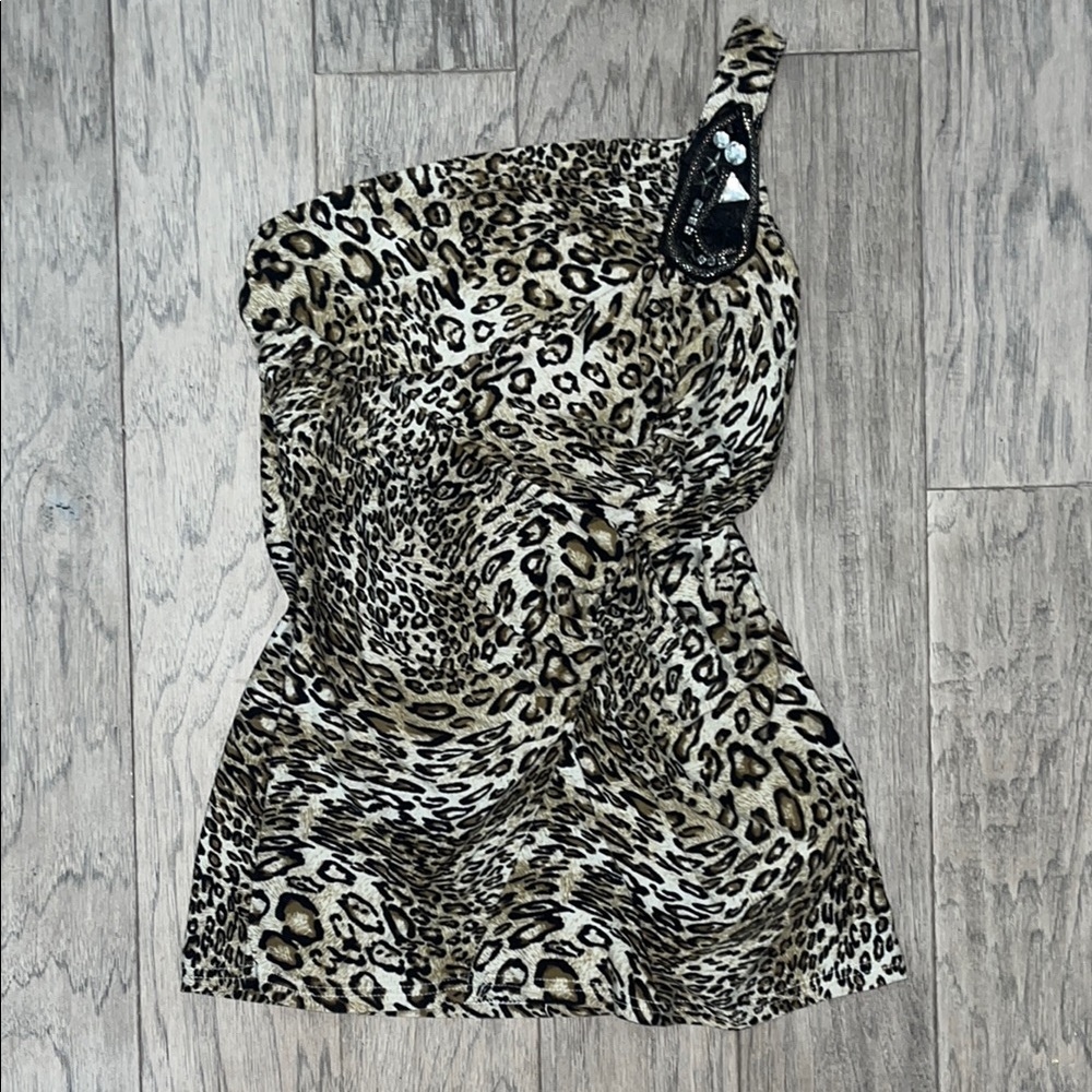 Vintage Leopard Print Asymmetrical Top